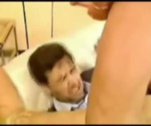 Lachen gieren brullen met deze sex bloopers, vallen stoten en nog veel meer tijdens het pijpen en neuken.