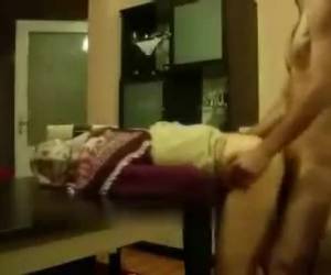 anche se lei viene scopata lei azioni non è il suo foulard