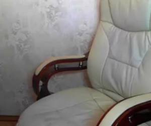 Sexy webcam babe is her clit to fingering