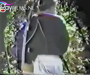 voyeur movieing diamdiam di tempat gay whitehting. lakilaki muda yang bekerja di blowjob mencari di sekitar tetapi belum. amatir, intip, movieing diamdiam di tempat gay whitehting