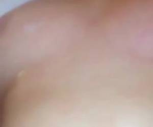 selama interracial gangbang adalah pelacur amatir pirang yang menggairahkan di semua sisi penuh dengan cum disemprotkan. mulutnya penuh dengan sperma dan vaginanya penuh.