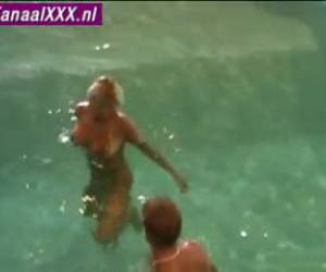 bom boquete estar na piscina