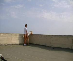 Se folla a una madura en la azotea de la oficina - Amateur