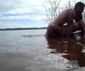 Flagras sexo transando na barragem
