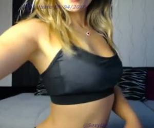 Essa gata tem a bunda gostosa demais