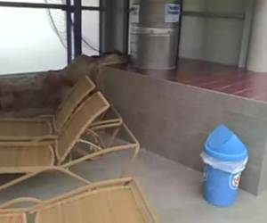 Nackte Amateure im Erlebnisbad