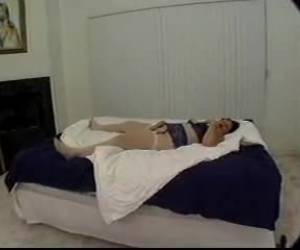 ini terangsang asia kecil wanita memanjakan dia manusia whiteh blowjob bagus. dia tidak kembali dan bahkan dimulai pada bola mengisap. orang akan masuk akal kepadanya baik untuk posting dan di atas dia! wanita adalah benarbenar platfucked dan