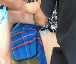 ein triosex im freien, fingersatz und subtraktion