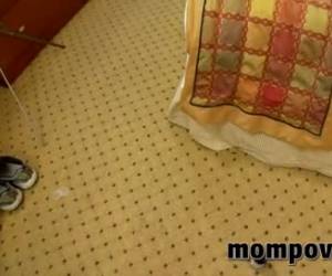 Que ganas tiene la negra de chupar polla