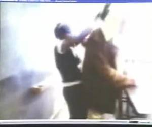 insegnante trova il suo divertimento alunni