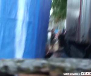 Pillados follando en concierto de rock