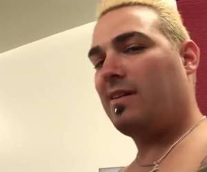 Que buenas tetas tiene esta chica