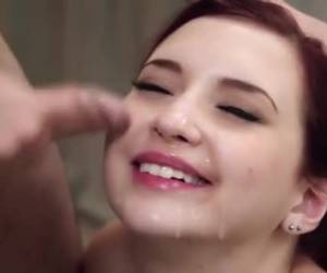 Corridas faciales bestiales