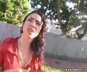 Follandose a una puta en el coche