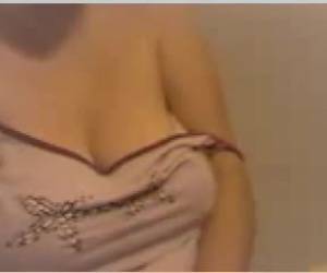 Morbosa española pajeandose ante la webcam